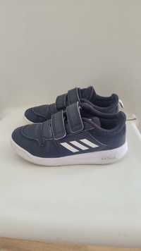 Czarne adidasy adidas tensaur jak nowe 26