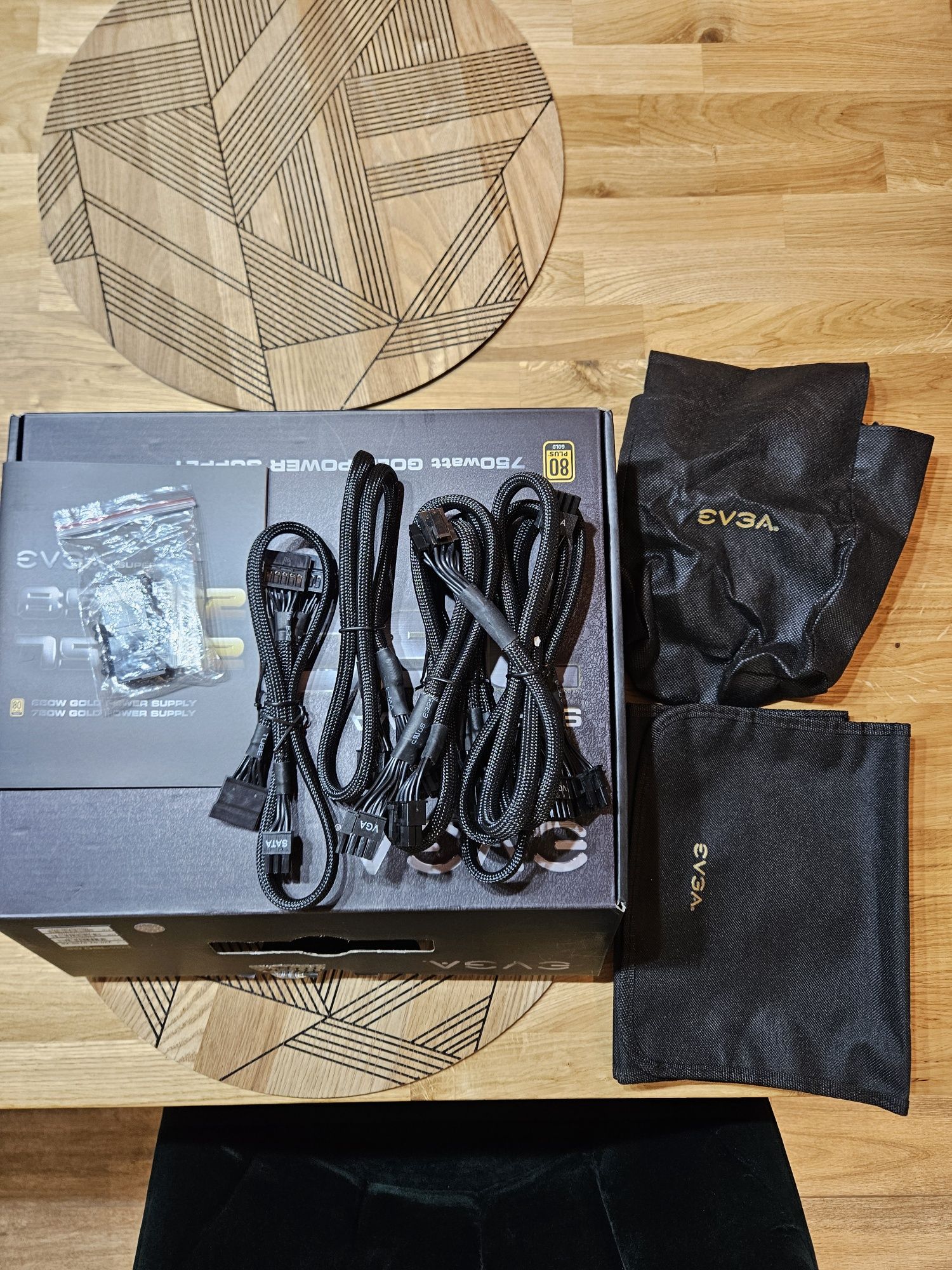 Zasilacz EVGA SuperNOVA G2 750W 80 Plus Gold