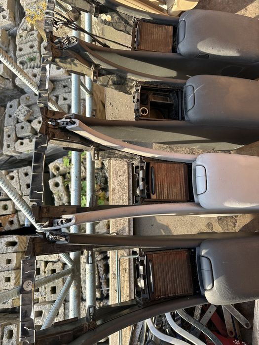 Підлокітник Підлокотник центральна консоль Mercedes w203