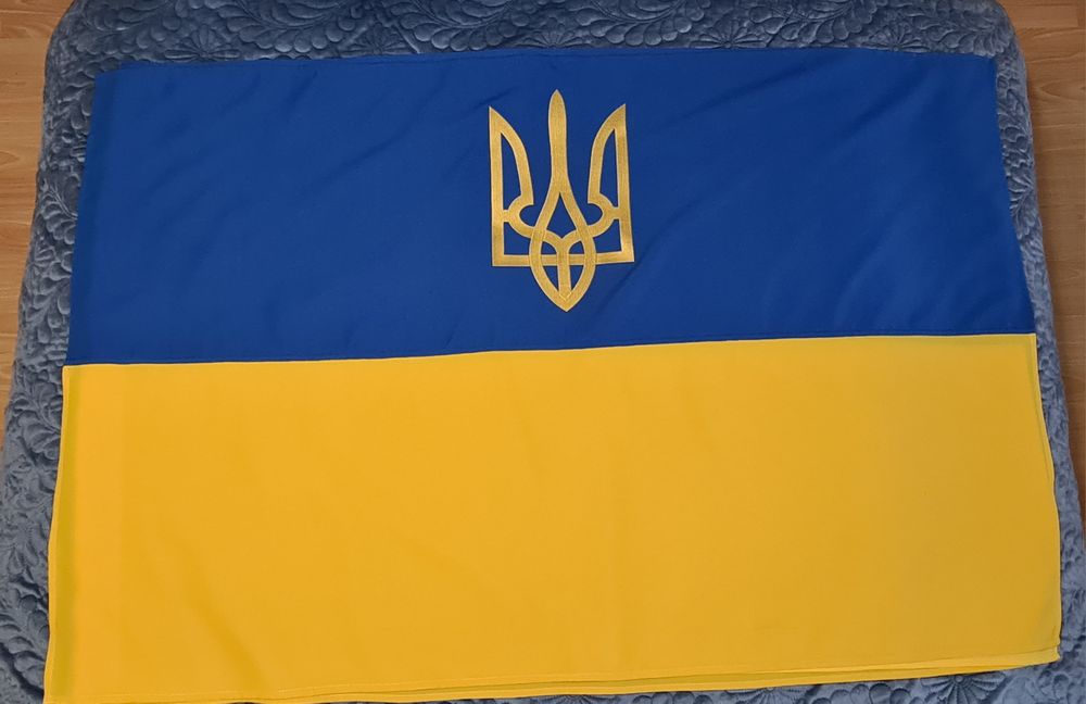 Прапор України  і УПА габардин