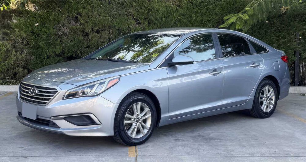 Hyundai Sonata SE      2017