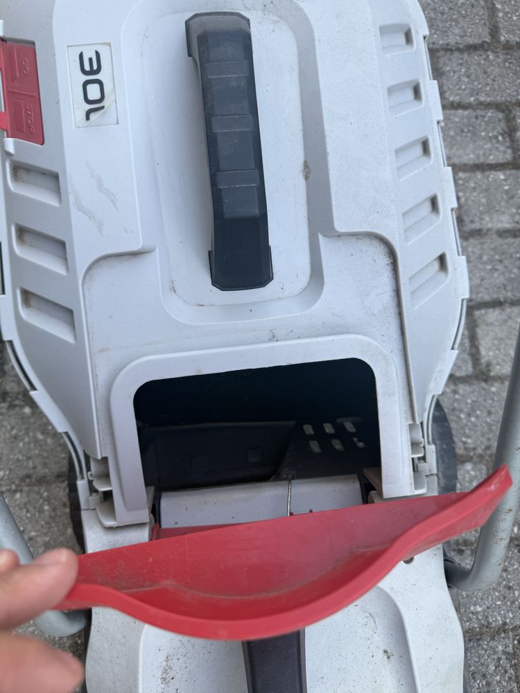 Corta relva elétrico