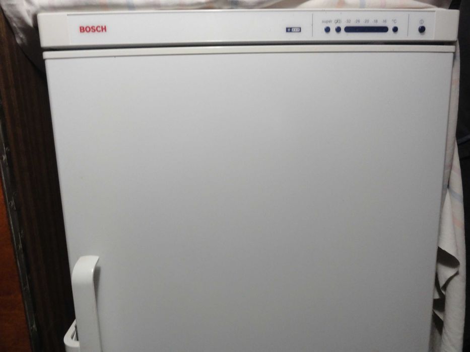 Морозильна камера BOSCH