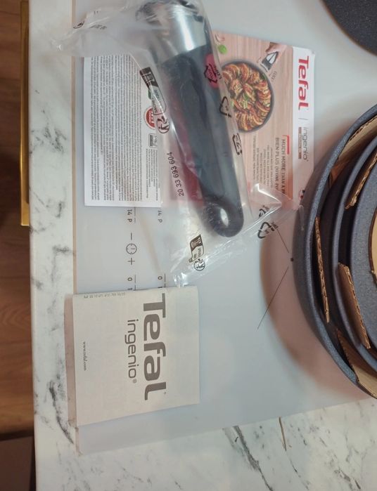 Zestaw 2 garnków i 3 patelni TEFAL Ingenio natural On