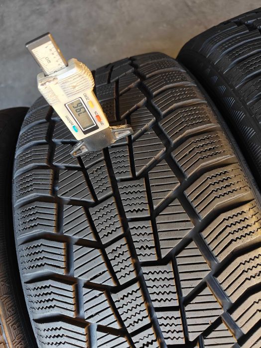 R18 225 40 шини зимові Gislaved EuroFrost 6 гарний стан вироб. Франція