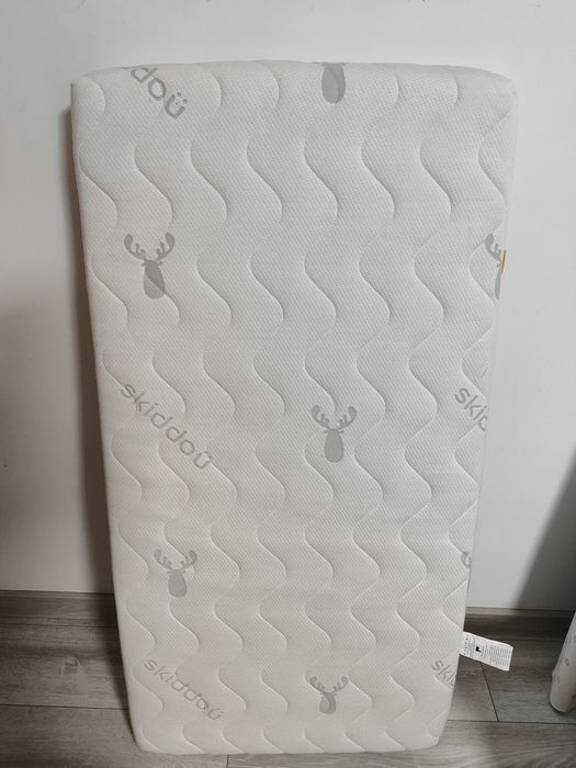 Materac dziecięcy Skiddou 120x60x10cm