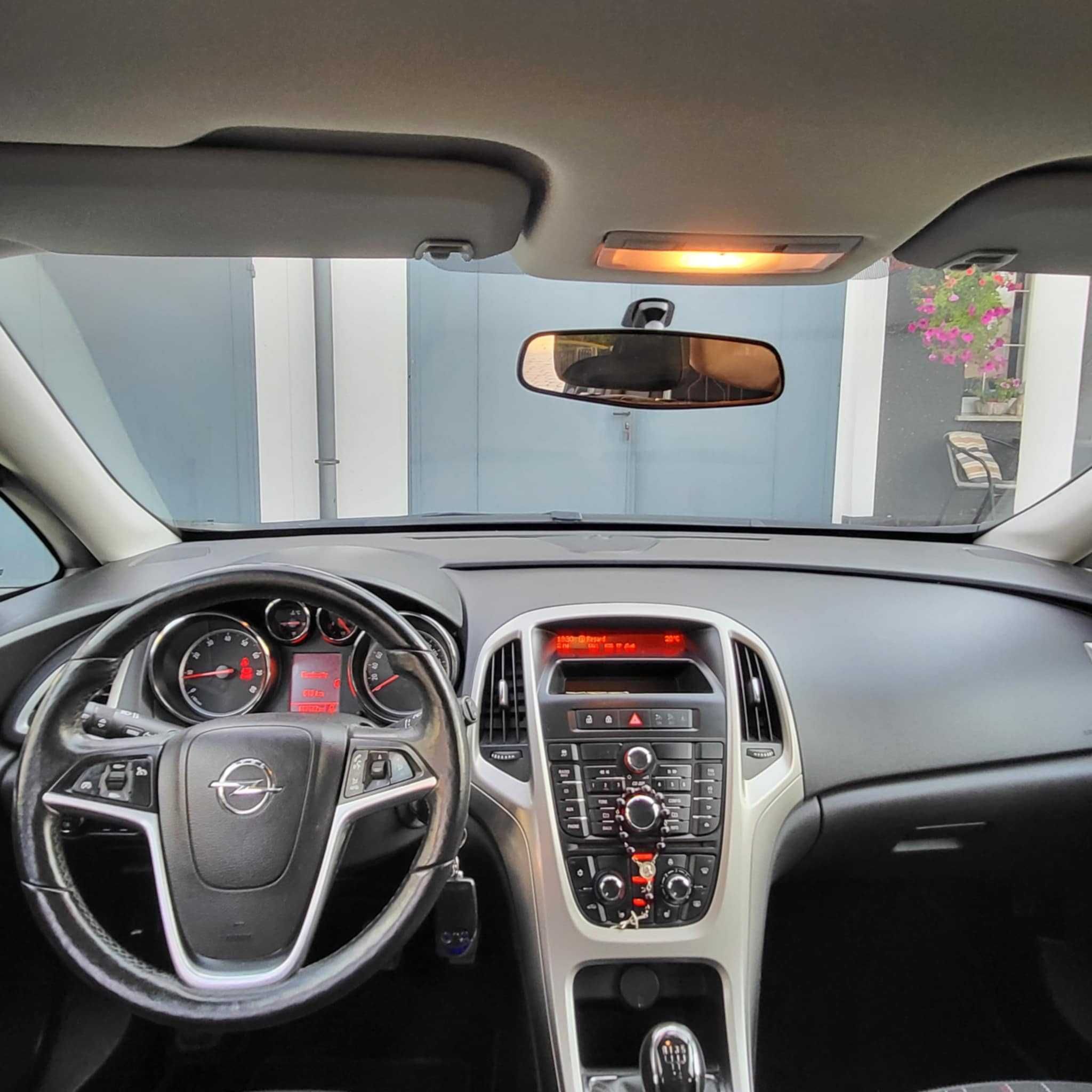 Opel Astra 1.6 benzyna