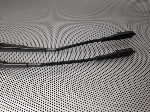 Haste / braço de escova limpa vidros frente direita FORD Kuga II (DM2)