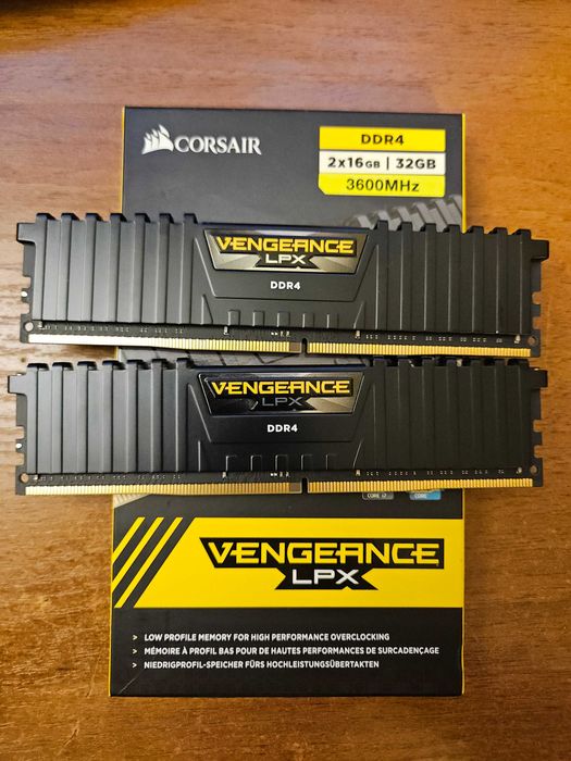 Pamięć RAM Corsair Vengeance LPX, DDR4, 32 GB, 3600MHz, CL16