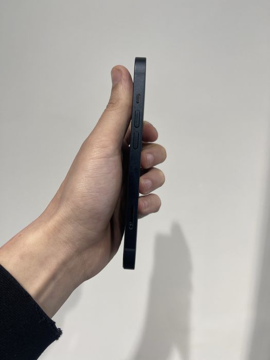 Оригінальний корпус для iPhone 14 Midnight