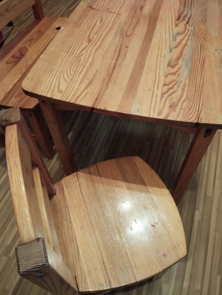 Stolik, 2 krzesełka, ławka drewniane