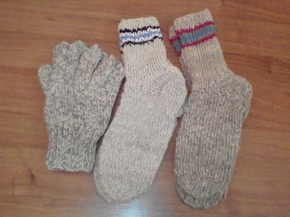 Носки шерстяные, ручная работа