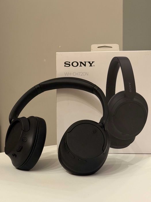 Słuchawki Sony CH720N z ANC jak nowe