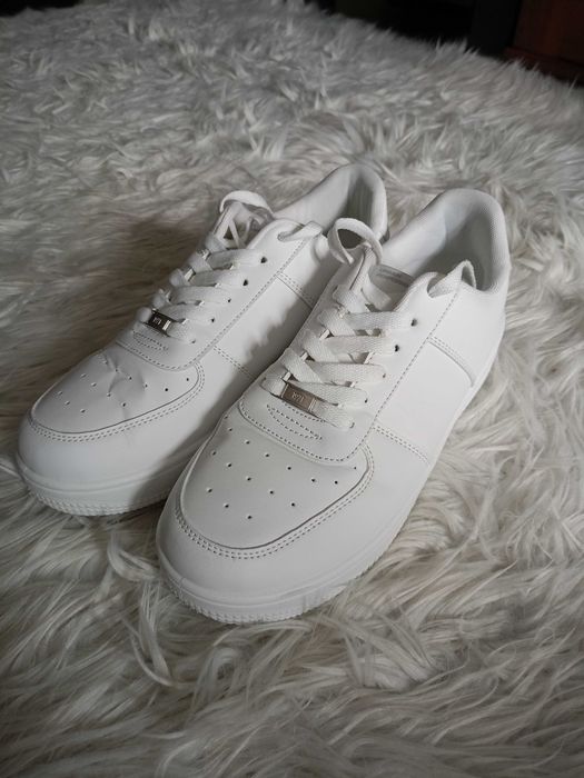 Sneakersy Męskie Białe Rozmiar 44