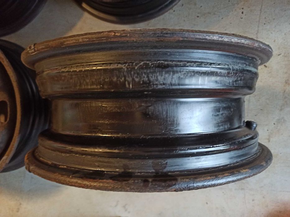 Felgi komplet 4 szt. 14" VW Skoda