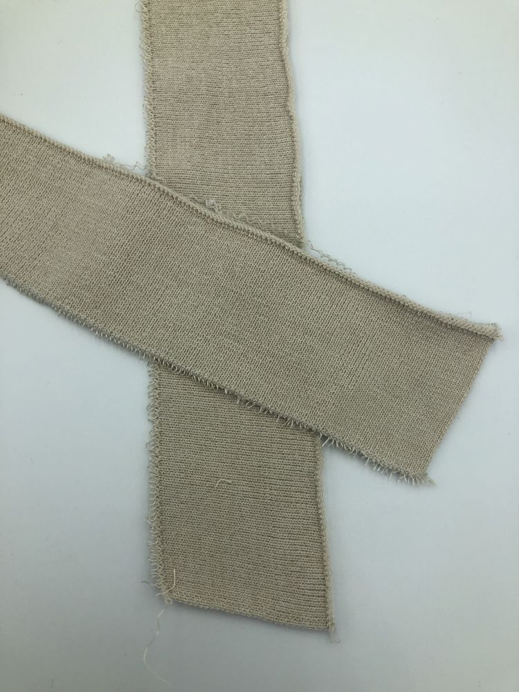 Ściągacz do kurtek/bluz jasny beż 1,25 m. x 4 cm.