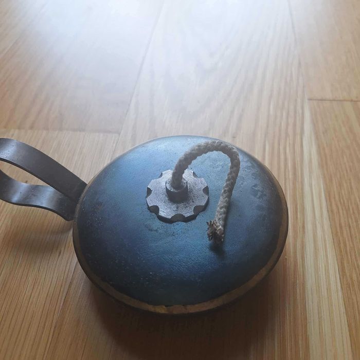 Lampka oliwna obozowa