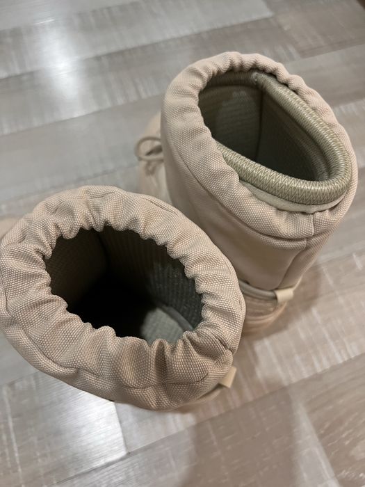 Зимові чоботи уггі як Moonboot