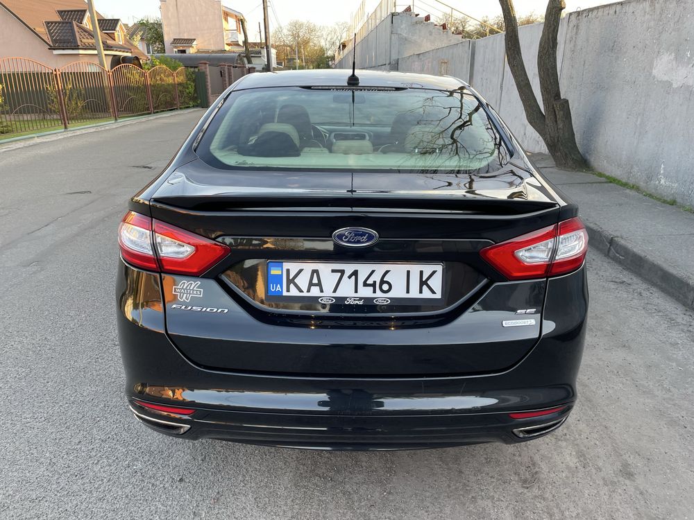 Ford Fusion 2.0 ecoboost 2014 рік