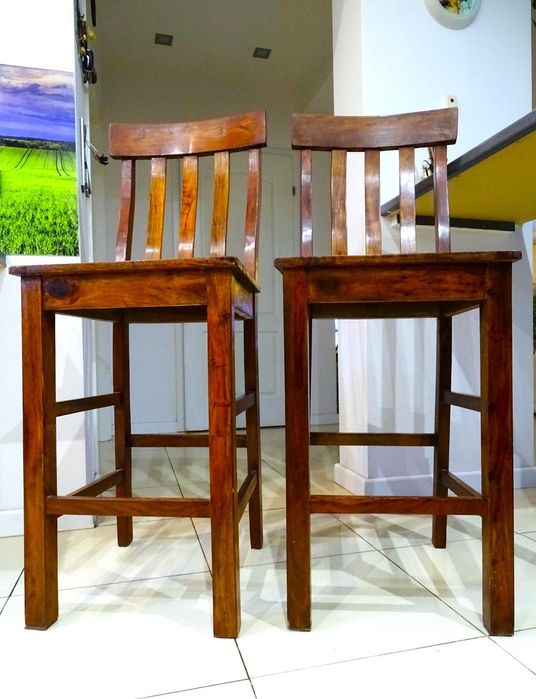 Komplet ekskluzywnych krzeseł / hokerów INDIGO