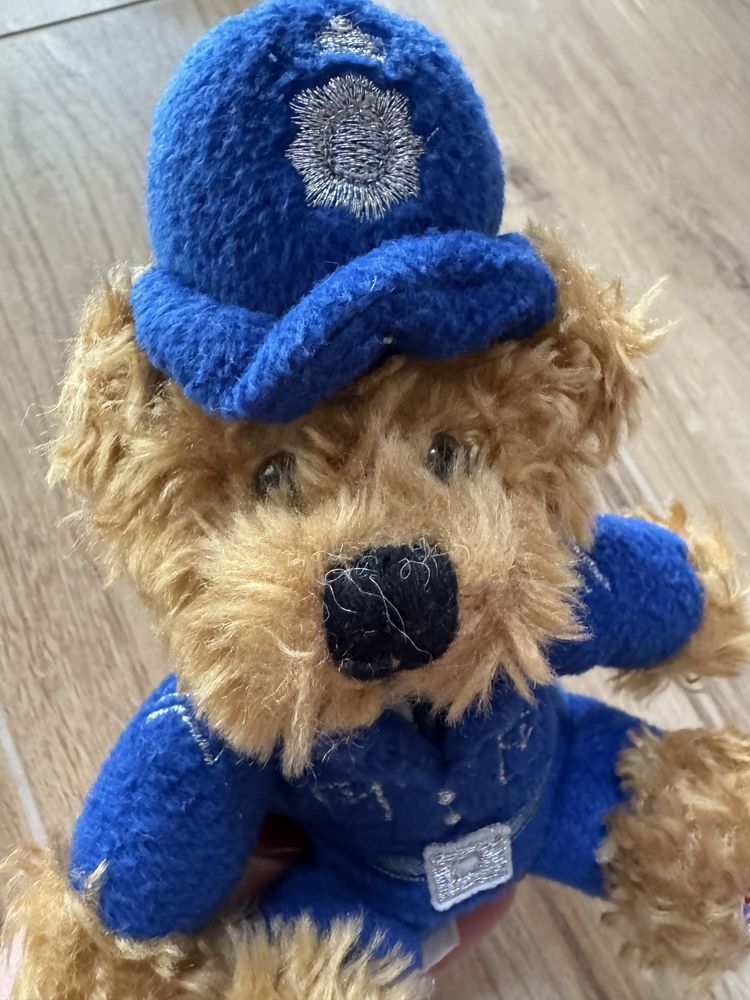 Maskotka londyński miś policjant
