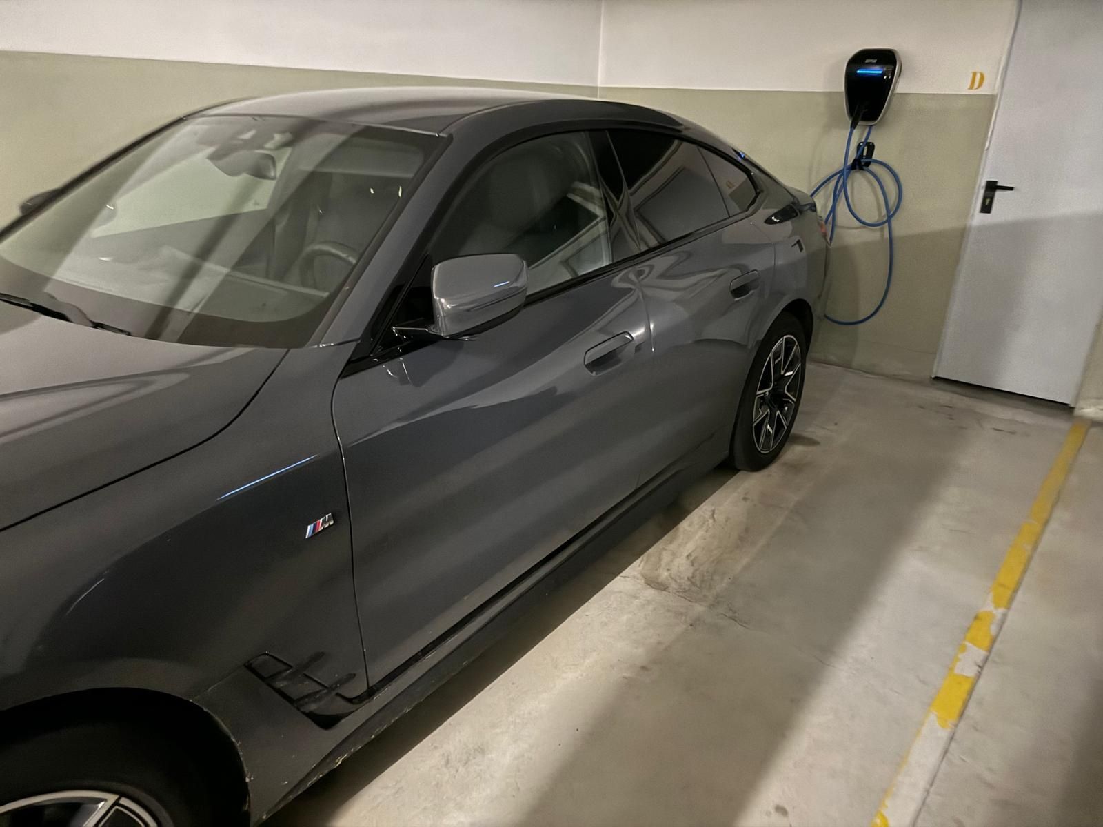 Vendo BMW i4 100% elétrico — conforto, potência e tecnologia de ponta