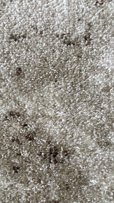 килим великий (використовувався для спорту)