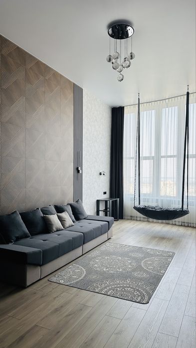 Продам 3-кімн.квартиру (132кв.м) з новим ремонтом в Центрі м.Черкаси.