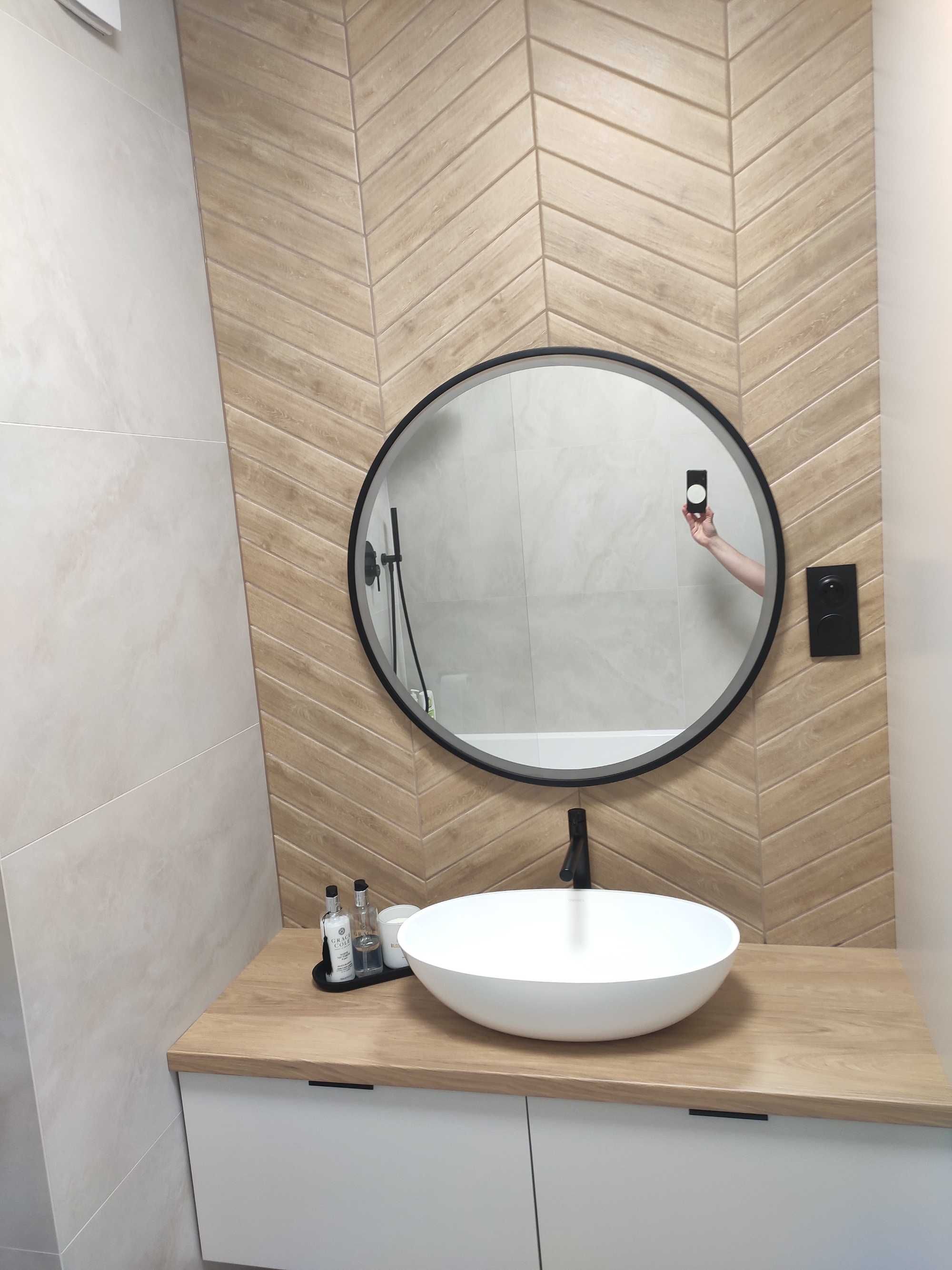 Azario Chevron Beige Mat Płytka uniwersalna jodełka, 40x8 cm