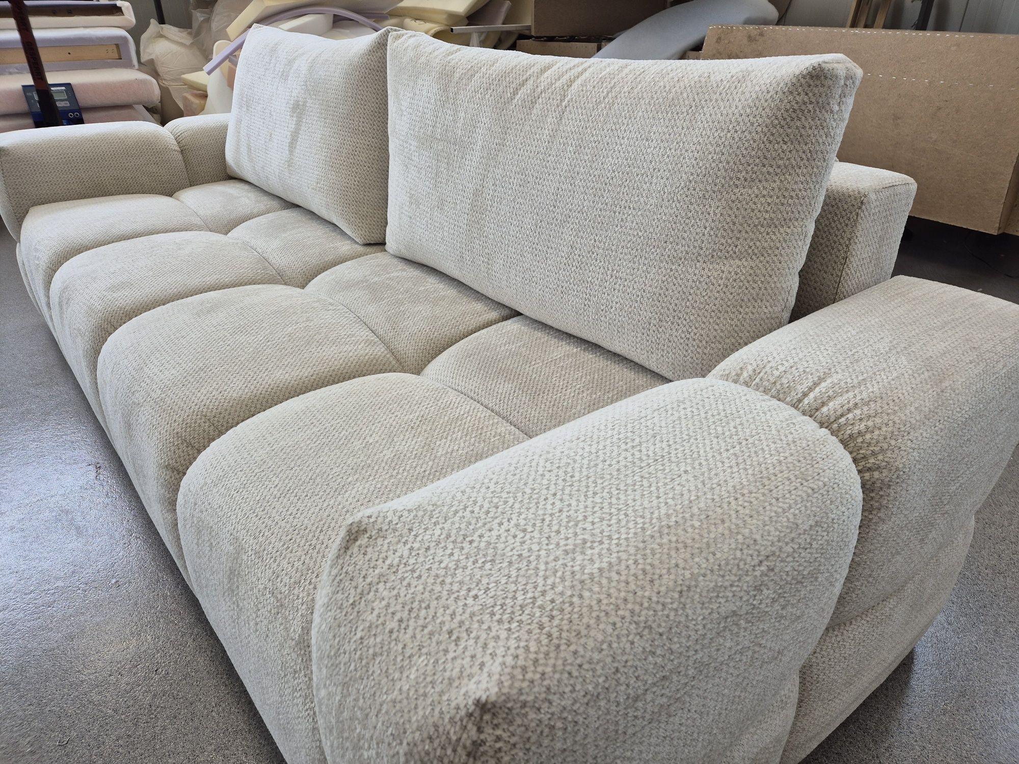 Sofa Taremi z funkcją spania – Outlet, dostawa gratis!