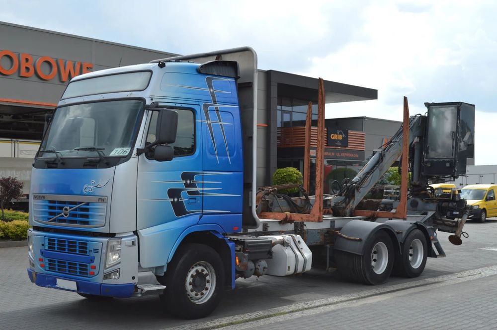 Volvo FH 13 520 DO PRZEWOZU DRZEWA DREWNA  nr.106 6x4 Przewóz Drzewa LOGLIFT 96S78 HDS Alu Dźwig Xenon Skóra