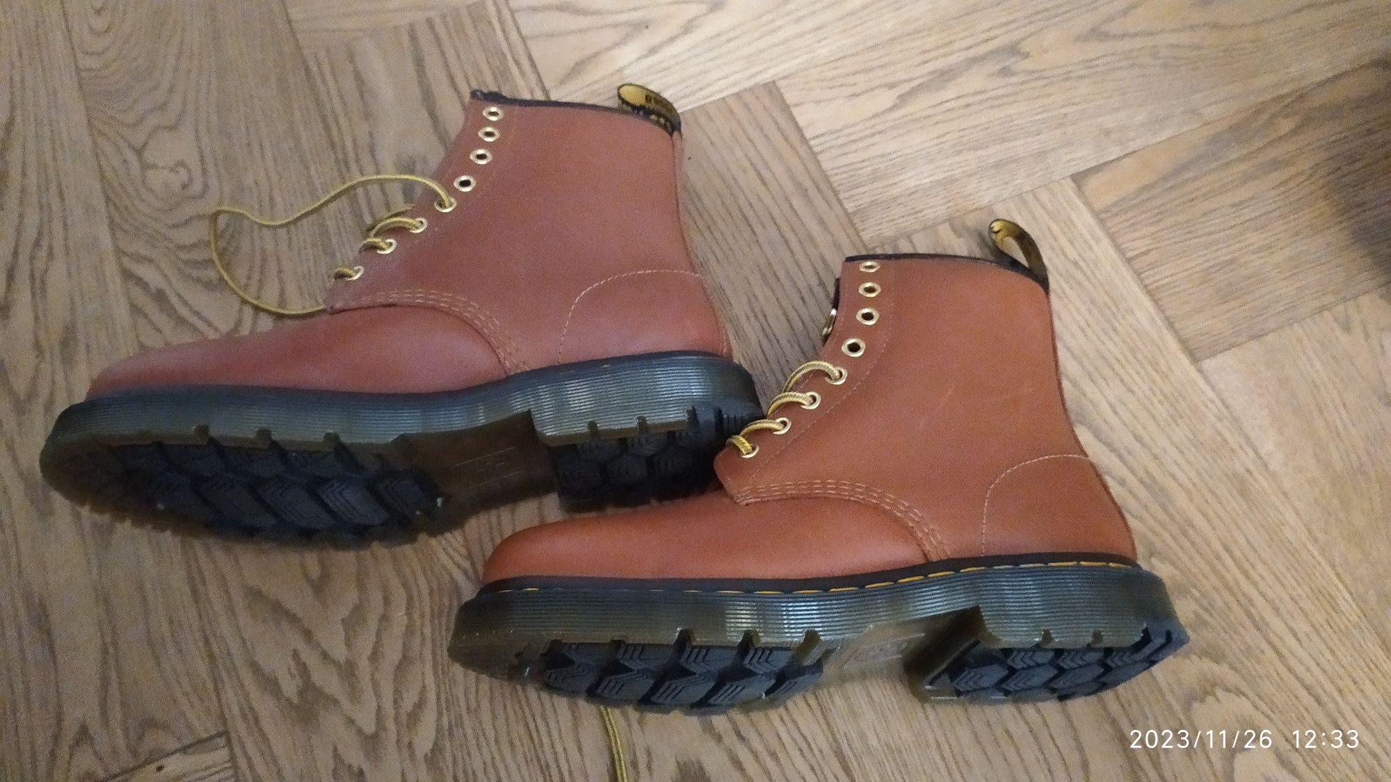 Buty dr. Martens 1460 tan, 39