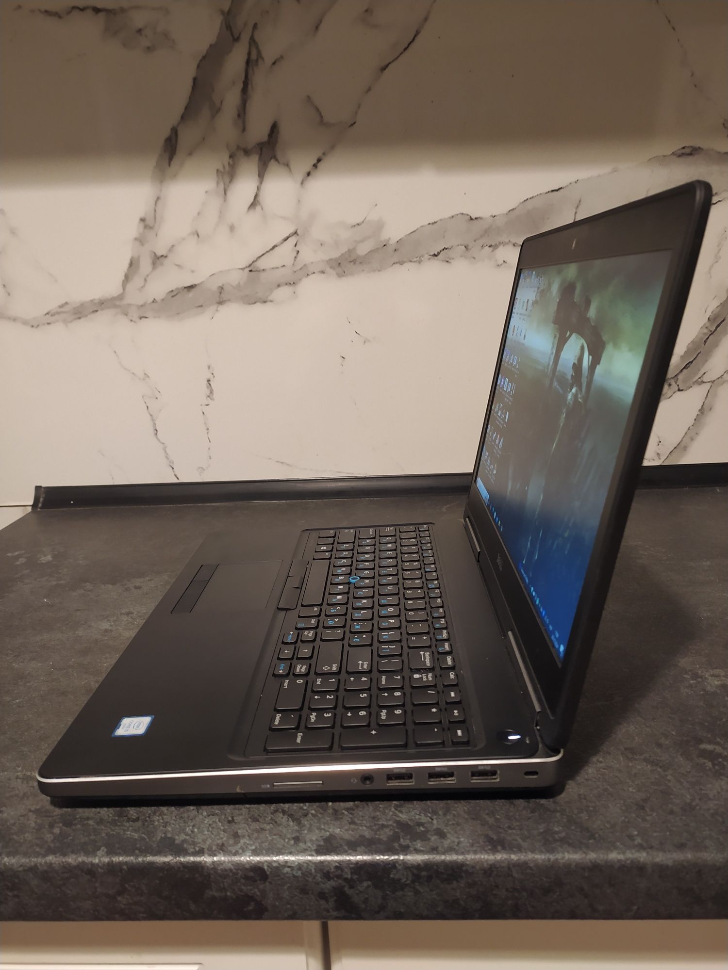 Ігровий ноутбук Dell Precision 7510
