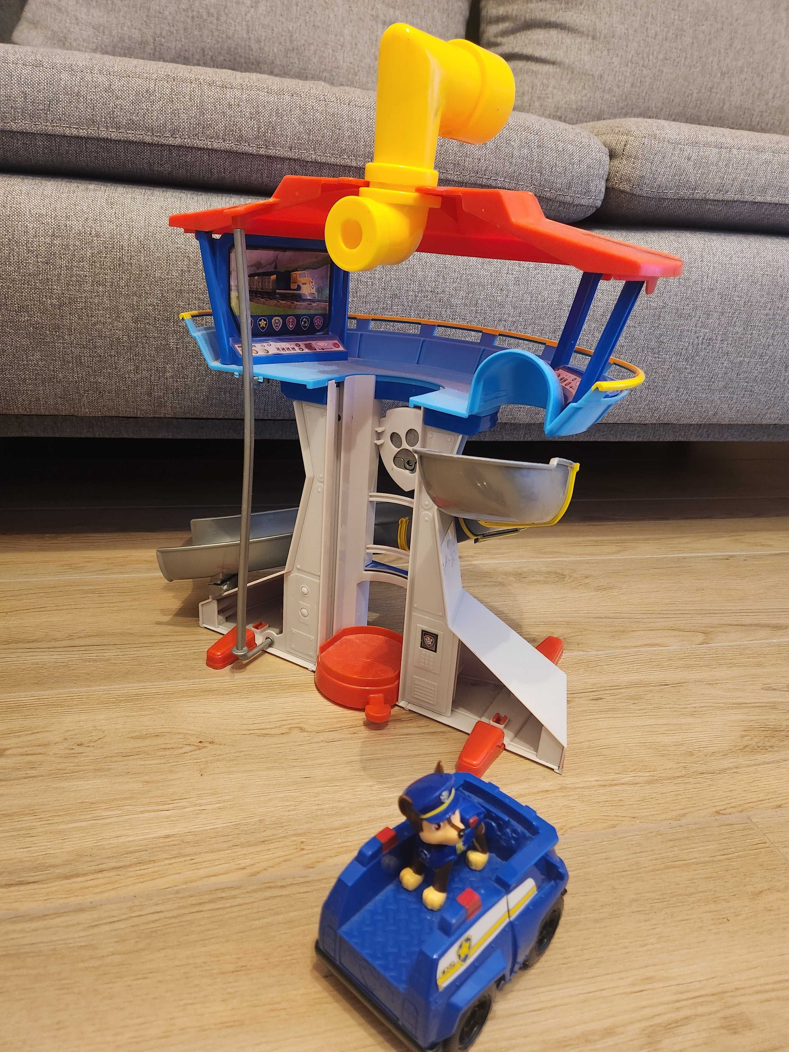 Baza ze zjeżdżalnią paw  patrol psi patrol  chase z autkiem