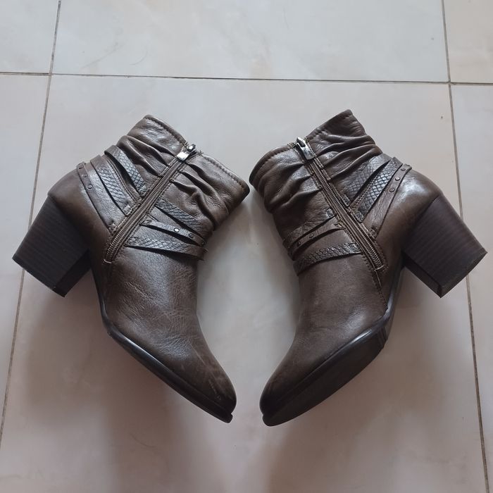 Botki LASOCKI skórzane ocieplane zadbane 39/ salon 319 zł