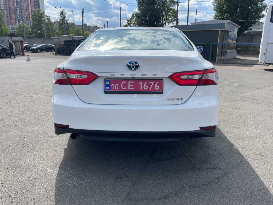 Продам Toyota Camry 2019
