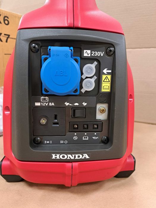 Інверторний генератор  Honda EU 10i