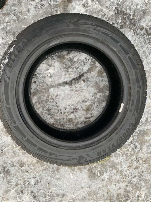 Шини 225/55 R17  пара Goodyear, зима, ранфлет, 7,9мм
