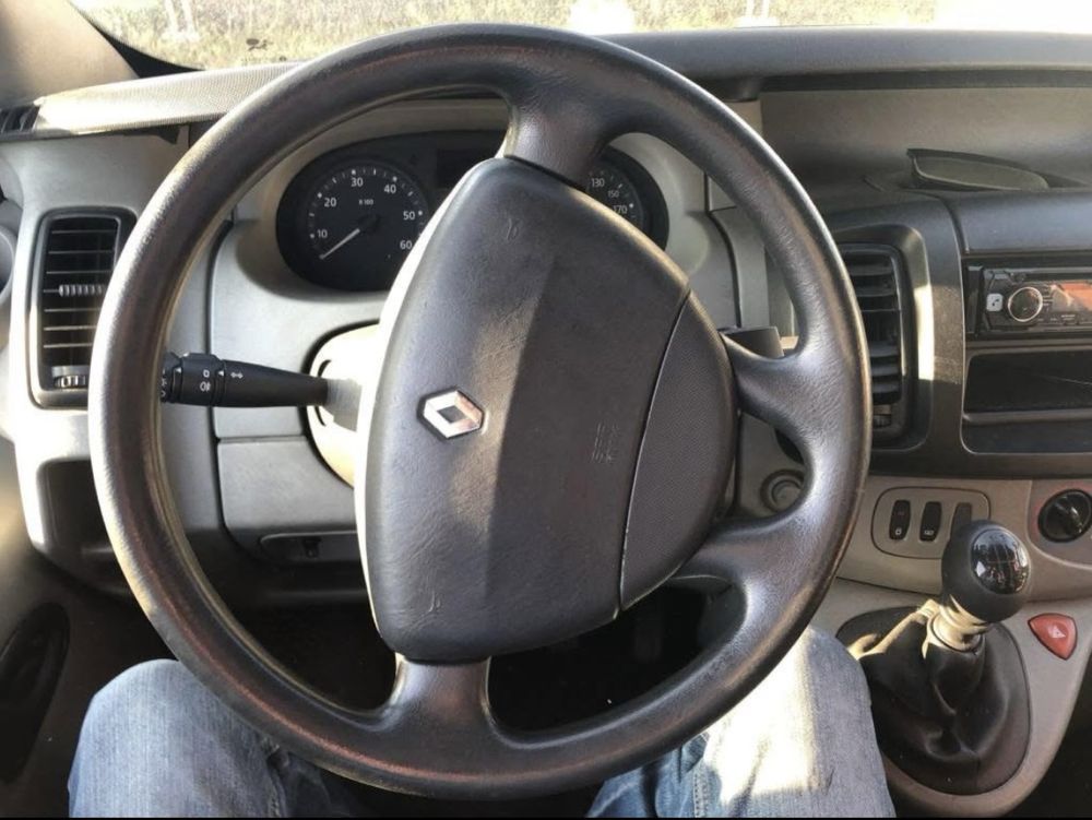 carrinha renault trafic 2.0 2009