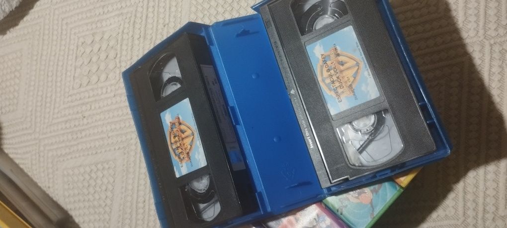 Cassetes de vídeo Looney Tunes Português