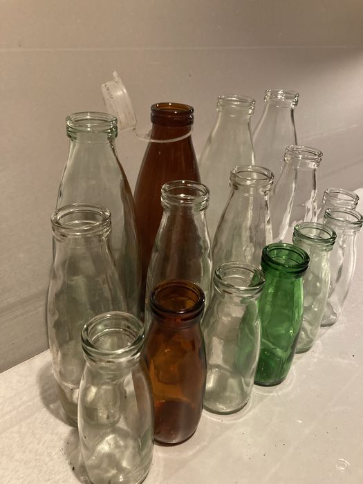 Butelki po mleku śmietanie prl