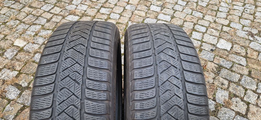 2 Opony zimowe 225/55/17 Pirelli Sottozero 3 2022 rok zima