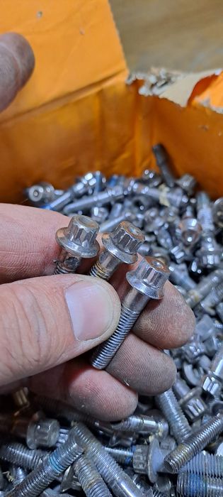 Śrubki felg bbs kerscher 3tlg oryginał 17/20kg