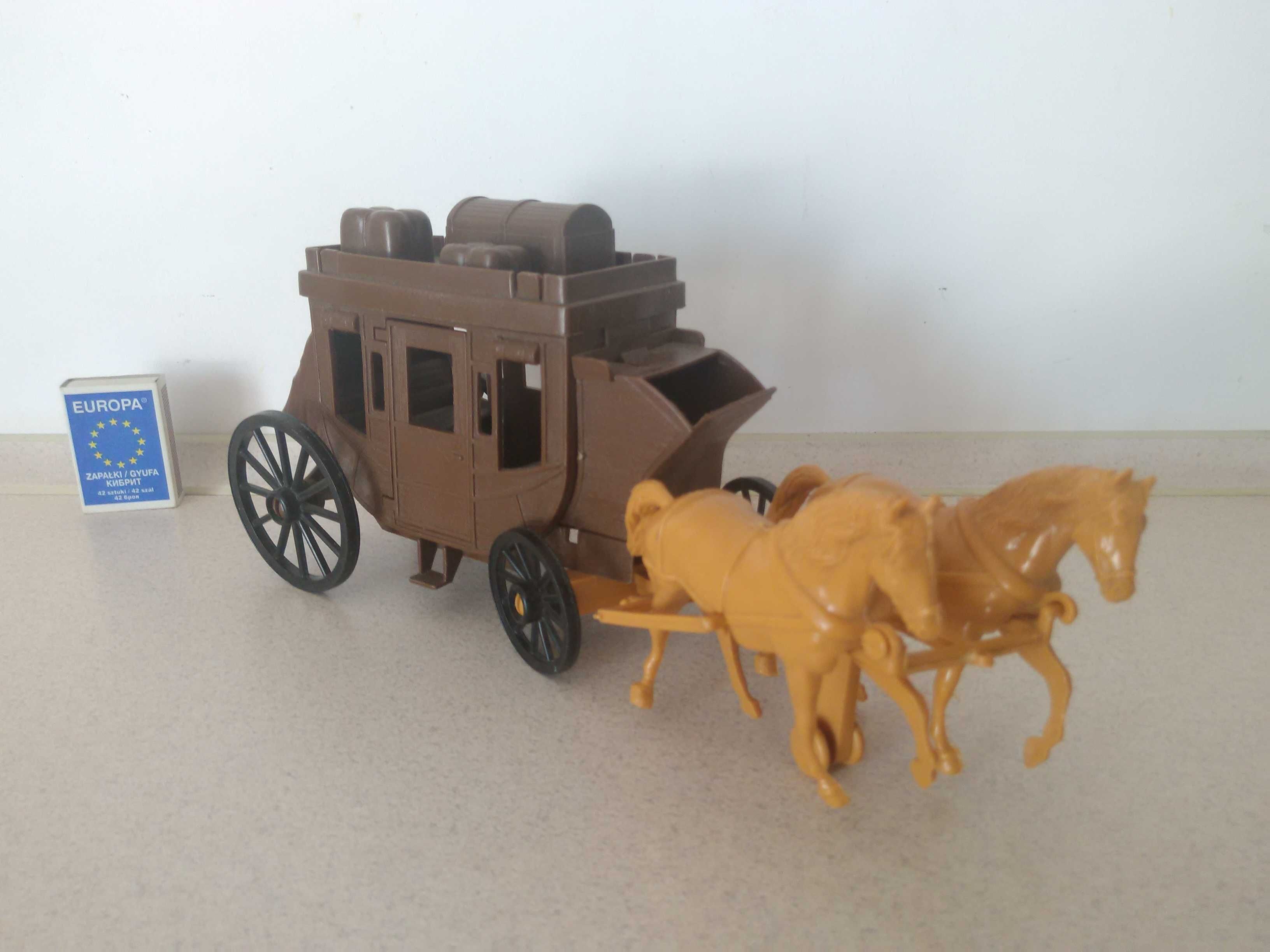 stara zabawka PRL dyliżans kareta konie koń USA żołnierzyki kowboje