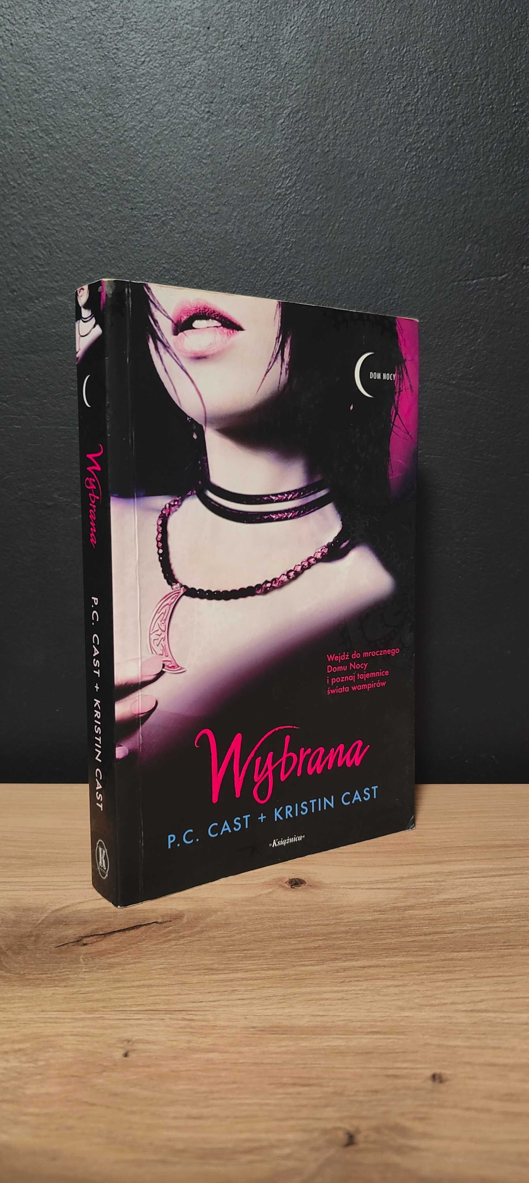 Wybrana Kristin Cast