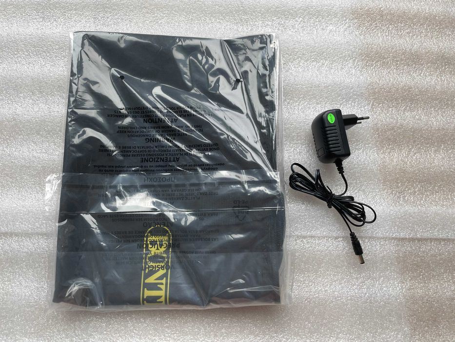 Keyboard elektroniczny Bontempi, z futerałem 49 klawiszy LCD WADA