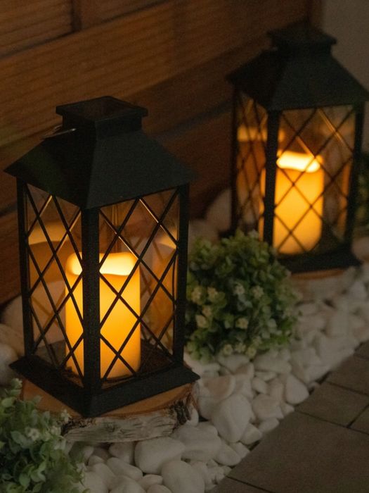 Zestaw 4 Zniczy  Solarnych Retro Lampy LED z Efektem Świecy