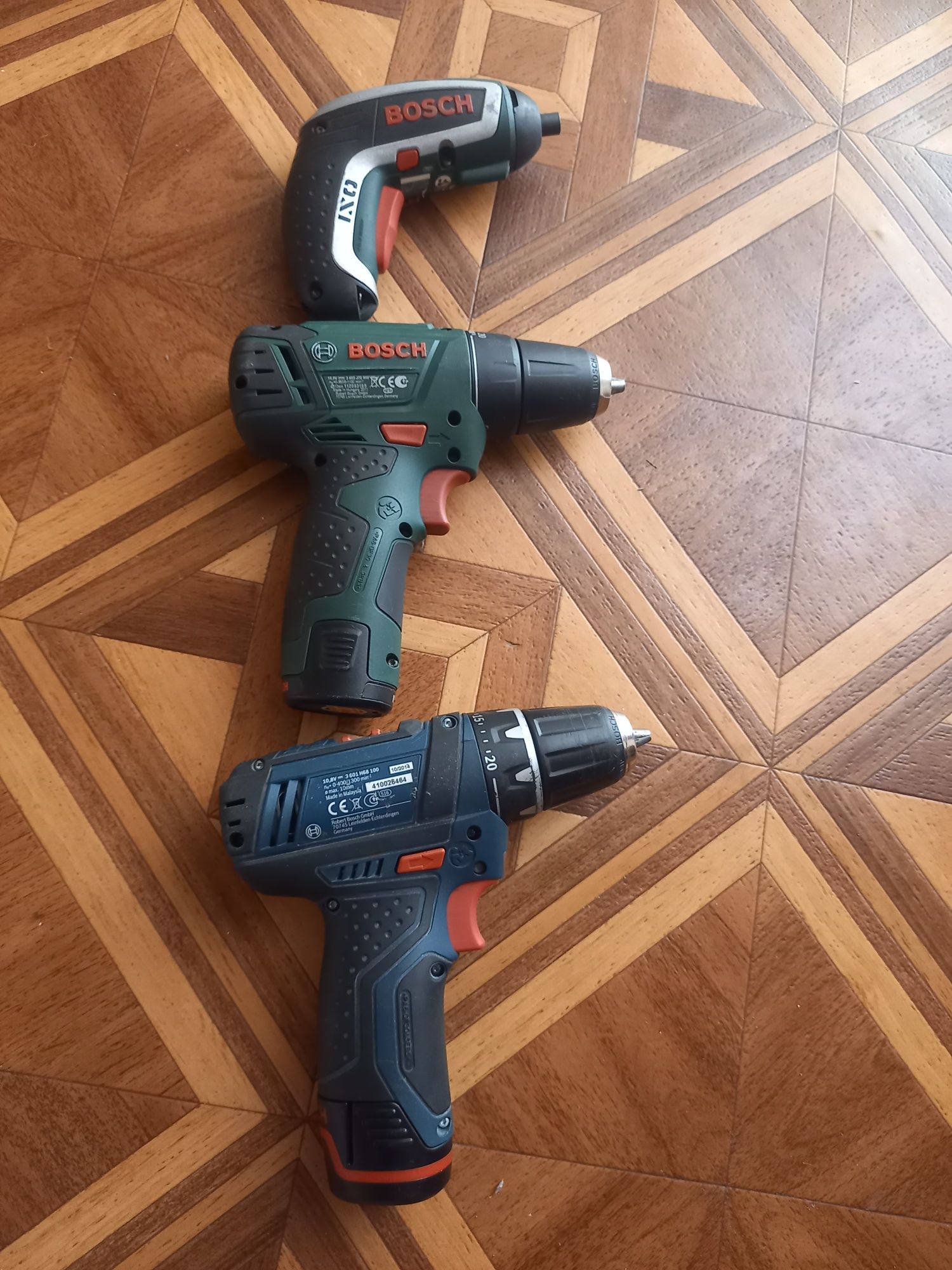 Шуруповерт BOSCH