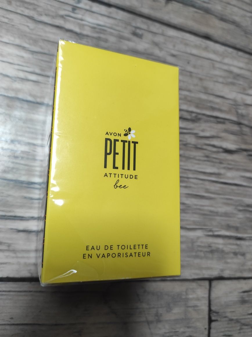 Nowy perfum avon petit atitude pszczoła modny miodny woda toaletowa