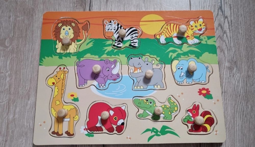 Układanka drewniana zwierzątka